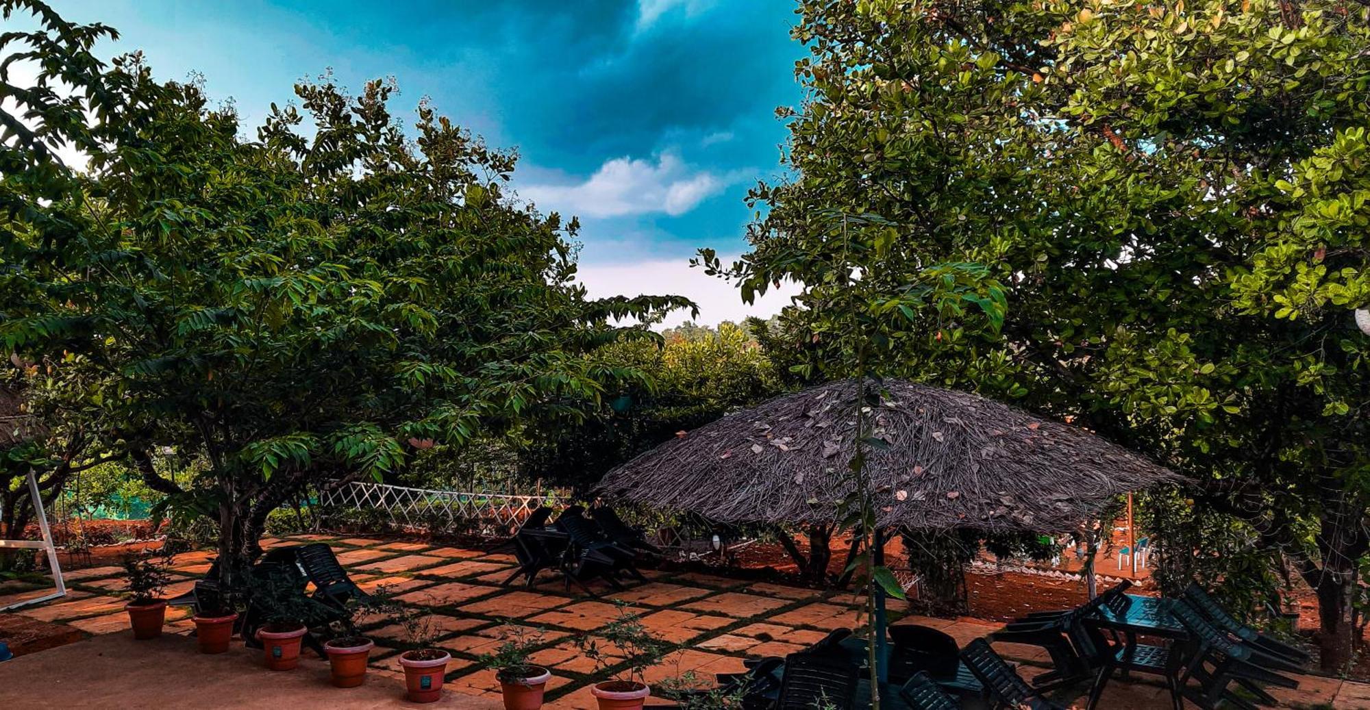 Chalobahills Farmstay Resort Ajra Екстер'єр фото